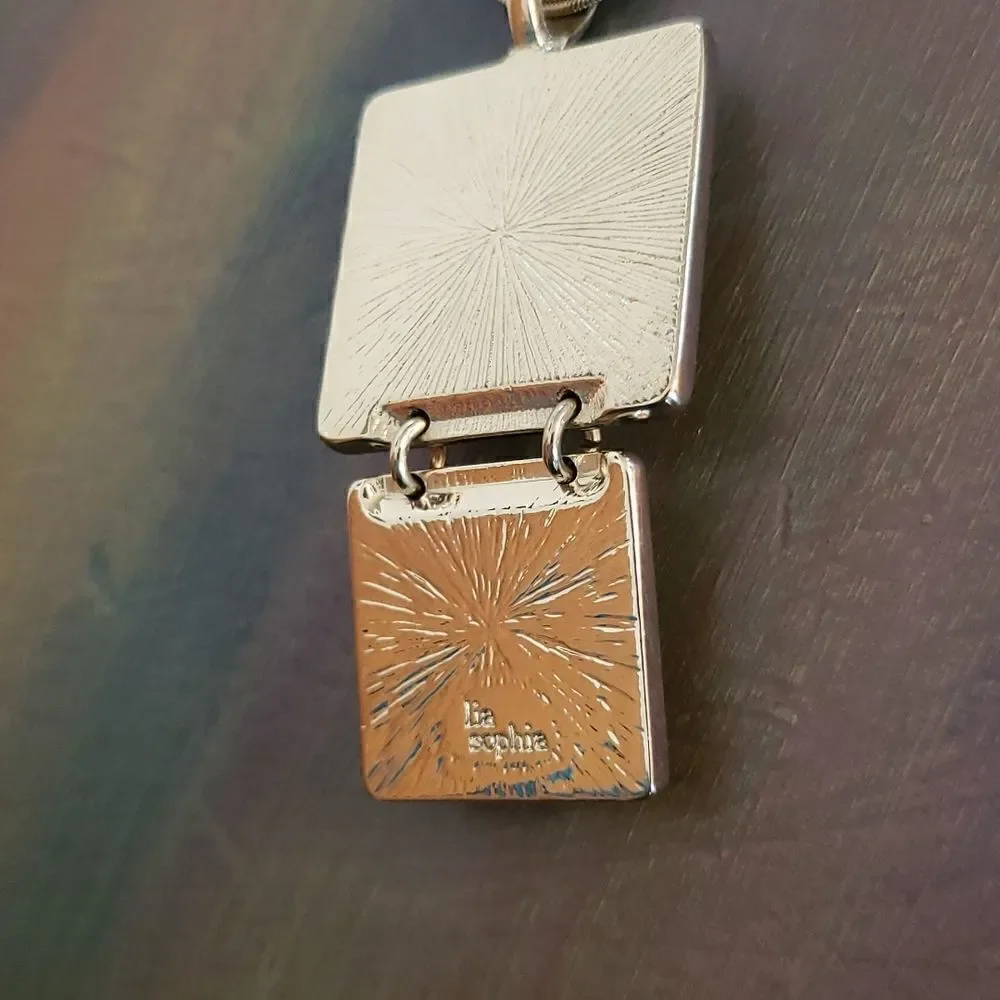 EUC Pretty Lia Sophia Pendant Necklace